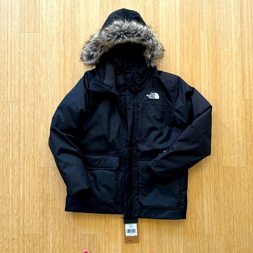 NWT! Never been worn, black, unisex, size XL, The North Face parka.